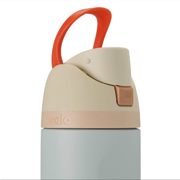 Poolside Hearth & Hand Limited Edition Owala NWT - Picture 3 of 4